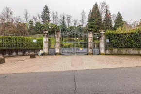 appartamento con giardino a 2 minuti dal lago Porto Valtravaglia